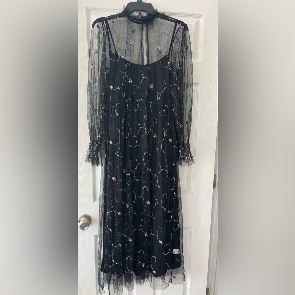 Mesh dress with slip